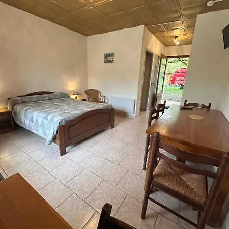 Apartmán B - Ferme Du Port D'enveaux - Au Bord De La Dordogne *